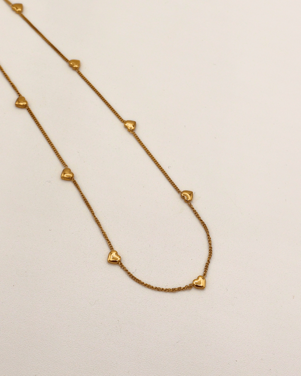 Tiny Hearts Chain Necklace - SMOLL republic